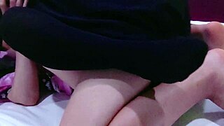 Amateur couple in kimono cosplay having sex from front to back, ending with creampie