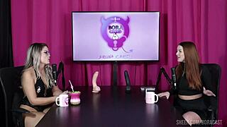 Safada Fica Pelada Tem A Buceta Chupada Ficando Molhadinha Depois De Falar Dos Seus Fetiches Família E Seu Ficantes - Malu Paz