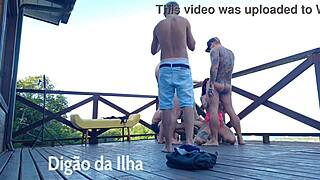 Suruba ao na sacada é gostosa demais