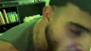 Mamando Dotado Enquanto Ele Joga Video Game Part2