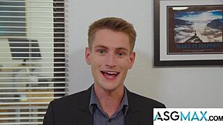 Hot Guys Hookup in Secret Gay Office Parody