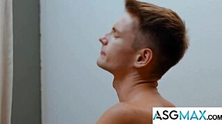 Hot Guys Hookup in Secret Gay Office Parody