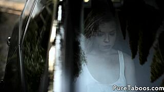 Gorgeous teen 18+ stepdaughter rides hard in missionary. She gets a hot creampie finish.