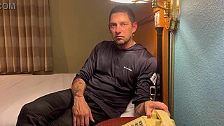 Blonde With Bubble Butt Sucks Huge Cock In Doggystyle And Gets Pussy Fucked