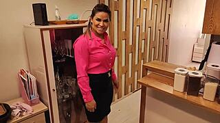 I'm a virgin believer, but gave my ass to my friend's brother from church, Luna Oliveira and Vagninho