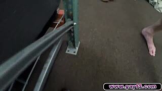 i can't get over this blonde muscle surfer dude. his bodybuilder physique just drives me wild!