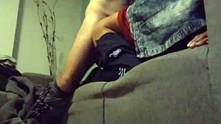 Mamada y Cogida en el Sofa