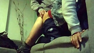 Mamada y Cogida en el Sofa