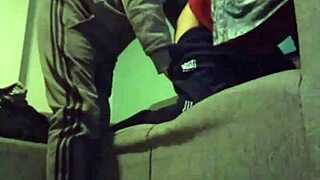 Mamada y Cogida en el Sofa