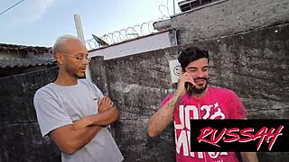 Adoro Quando Meu Namorado Chama Amigos Pra Me Comer in Rough Double Penetration!