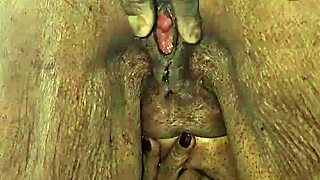 I lick her pussy & she suck my dick after taking a piss on the road