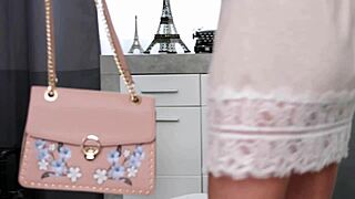 sam frost makes teen squirt