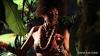 Hey, have you seen Fantasia Selvagem? It's such an intriguing interracial fantasy to explore.