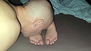 he just licked his stepmother's soles and finished right on them