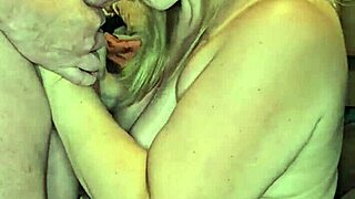 Pregnant milf sucks big cock