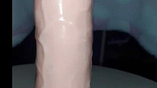 Vicio8586 Shares Couple Bets Update 4 with Pretty Amateurs Using Toys for Homemade Sex.