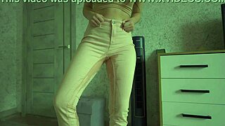 Wow! Watch Her Desperate Pee Soak Through Tight Jeans!