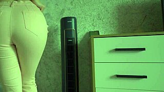 Wow! Watch Her Desperate Pee Soak Through Tight Jeans!