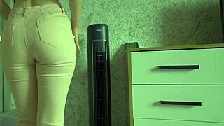 Wow! Watch Her Desperate Pee Soak Through Tight Jeans!