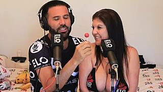 Coralyn Jewel Passes Through Spicy Room In Las Vegas