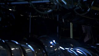 Agent Couple Fuck Quick in Warehouse!