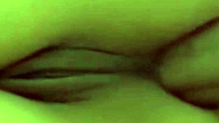 empregada piriguete arruma quarto e leva gozada no cu