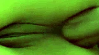 empregada piriguete arruma quarto e leva gozada no cu