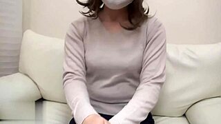 암시적인 흥분 아시안 베이비 무수정 일본 JAV 클립에서 유혹