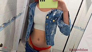 Casada mostra bunda para motorista tarado e fodem na rua