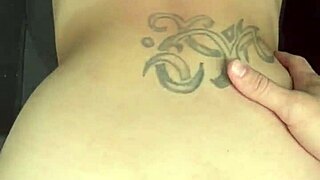 Busty hooker rides cock reverse cowgirl in the car. She takes a load on her phat ass during the day!