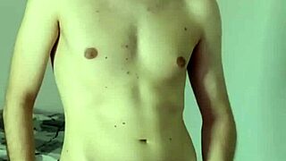 smartphone version masturbation and cum on webcam