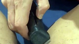 Hey, check out my smooth shaved pussy and big ass tease