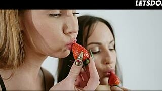 spend a day with sexy lesbians lilu moon and melissa benz on letsdoeit