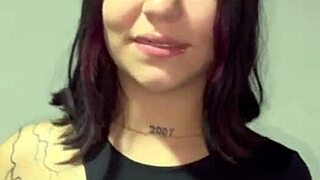 Leidy fucks technician for repair