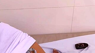 Latina Babe Elisa Santos Addicted to Assfucking and Creampie in Homemade Video
