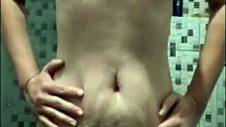 Minha milf vadia adora bater uma siririca escondida até ter orgasmos e ficar com a xoxota molhada