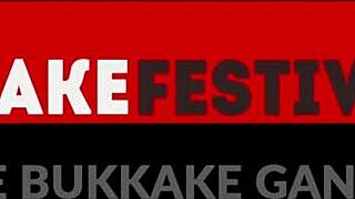 Hot babes gulp huge cocks at wild bukkake party! 😍