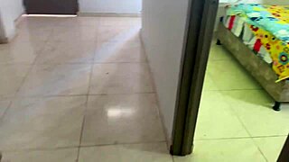 Me Follando A Mi Hermanastra Estando Solos En Casa