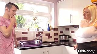 mature lacey starr with sam in a private session