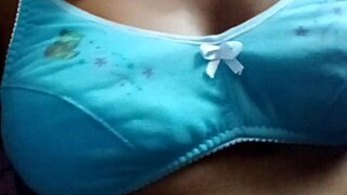 damn! desi girl flaunts super amazing natural boobs in hot homemade interview!