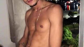 i watch garoto safado batendo punheta na janela do predio with tattoo.