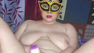 Hot damn, Alisha Bhabhi burns with desire!