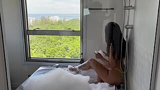 the perfect tourist gets fucked cowgirl in the jacuzzi at sunset