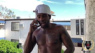 MrsFeedMe gets creamy fuck from Rome Major