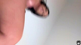 Horny Cougar Craves Stepson’s Big Creampie in Wild Session