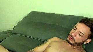 Why Bater Uma When Tesão Hits?