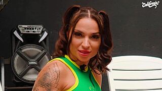 Eu SOU louca por sexo - ENTREVISTA quente COM alexia dhein