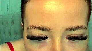 Βρετανίδα Μαθήτρια Ανταλλαγής Μαλακώνει Μόνη της Πολύ Καυτή! 🔥