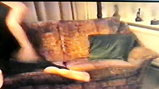 Four Fingers and a Bottle: Provocative Homemade Fingering with Hairy Amateurs in HD