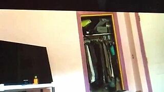 Nicole Marshall's Sloppy Dick Sucking! Watch Her Suck Cock Like A Whore!